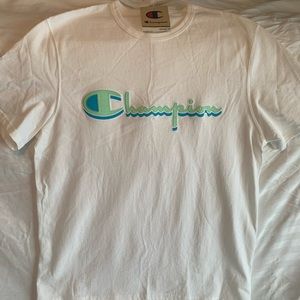 Mens Champion Heritage tee. Size Large